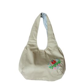 Hímzett női táska matyó mintával | fehér