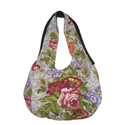 Női táska rózsa mintával (színes)