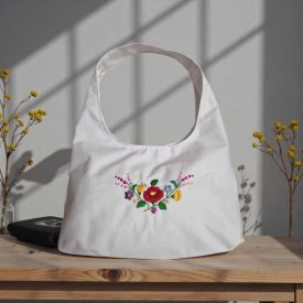   Kalocsai mintás kézi hímzésű válltáska – magyar kézműves