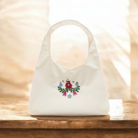   Matyó mintás kézi hímzésű válltáska – magyar kézműves