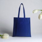 Eco Shopper prémium vászontáska női modellen
