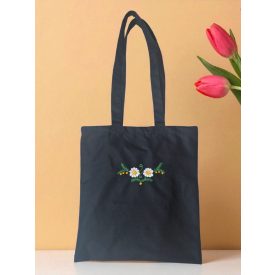 Kézzel hímzett vászontáska margaréta mintával